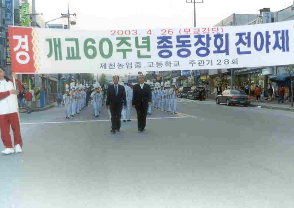 60ֳ ...